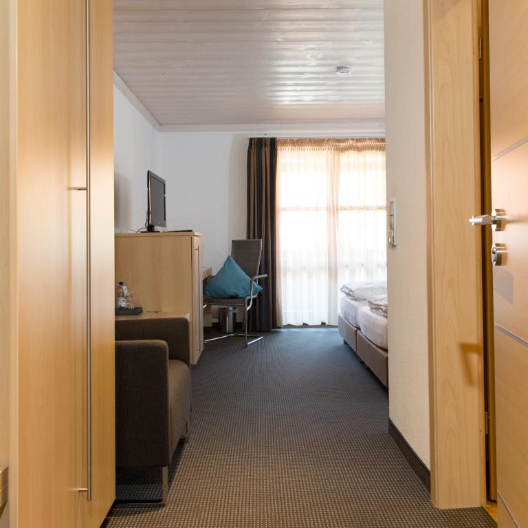 Landhotel Grönenbach - Comfort Doppelzimmer - 10