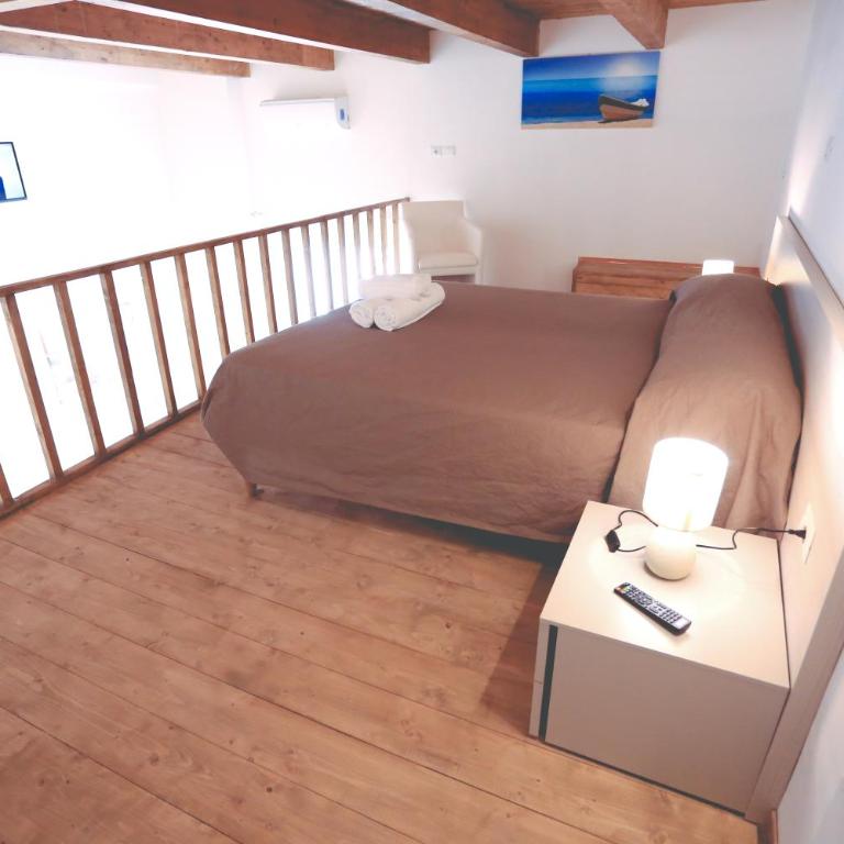 IL VIAGGIATORE VIA INDIPENDENZA B&B - Deluxe Quadruple Room - 1