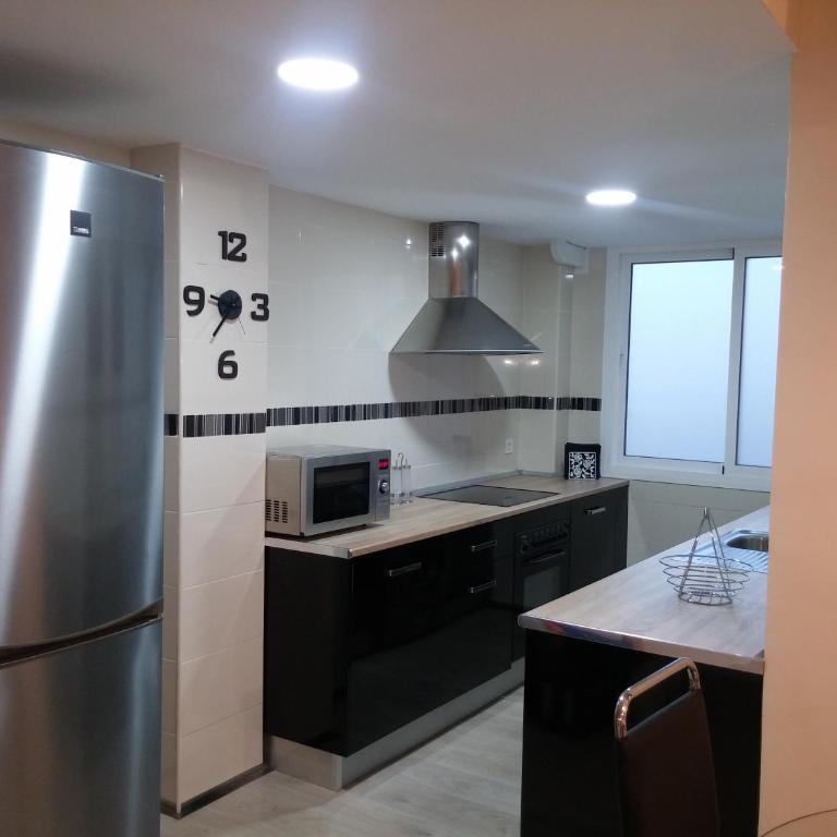 Piso Cerca De La Playa - Apartamento de 3 dormitorios - 8