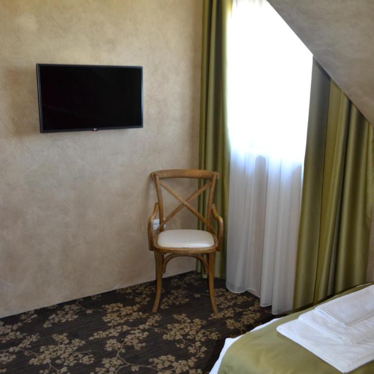 Garni Hotel Chicha - Winery ŠKRBIĆ - Jednokrevetna Soba sa Kupatilom - 2