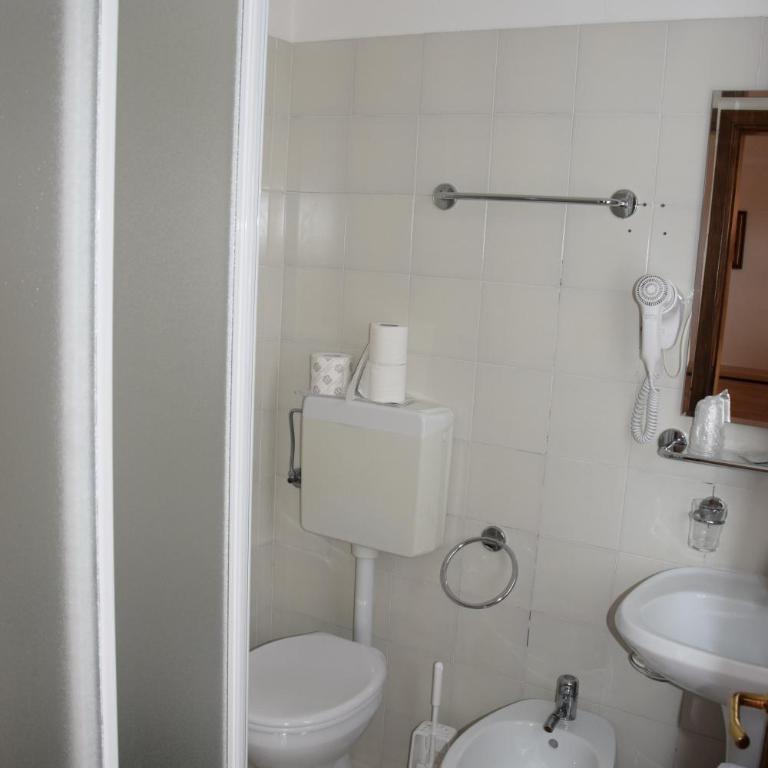 Hotel Olimpic - Habitación Doble - 1 o 2 camas - 4