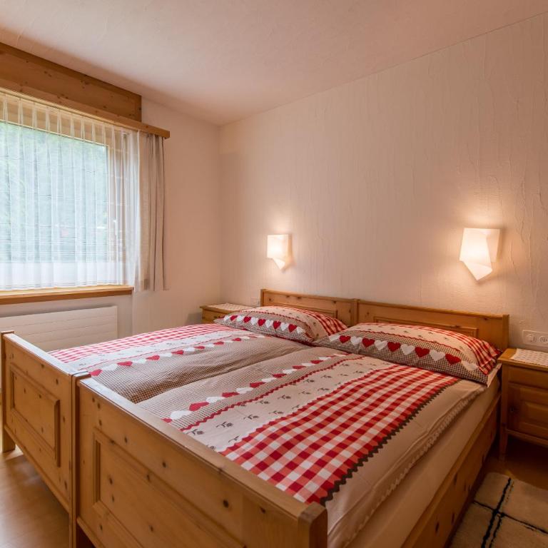 Chesa La Furia - Apartment mit 1 Schlafzimmer und Balkon - 3
