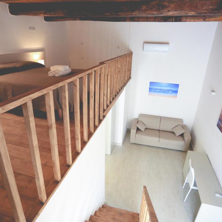 IL VIAGGIATORE VIA INDIPENDENZA B&B - Deluxe Quadruple Room - 8