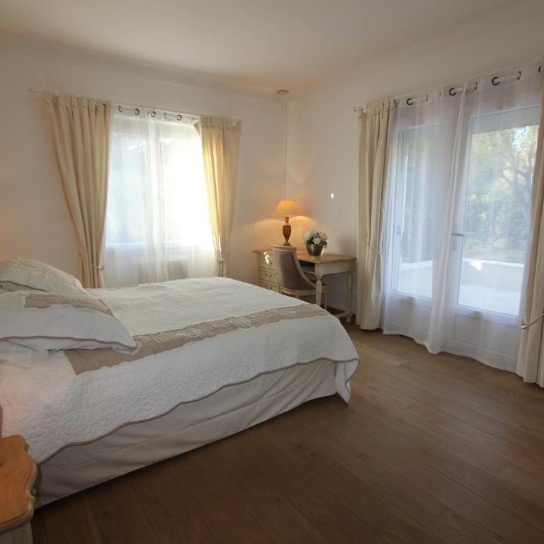 Aux charmes de grasse - Chambre Double - Vue sur Jardin - 6