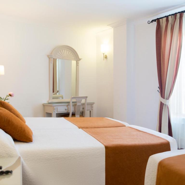 Hotel Plaza Cavana - Habitación Familiar (4 adultos) - 2