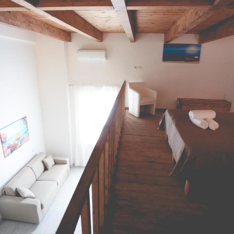IL VIAGGIATORE VIA INDIPENDENZA B&B - Deluxe Quadruple Room - 17