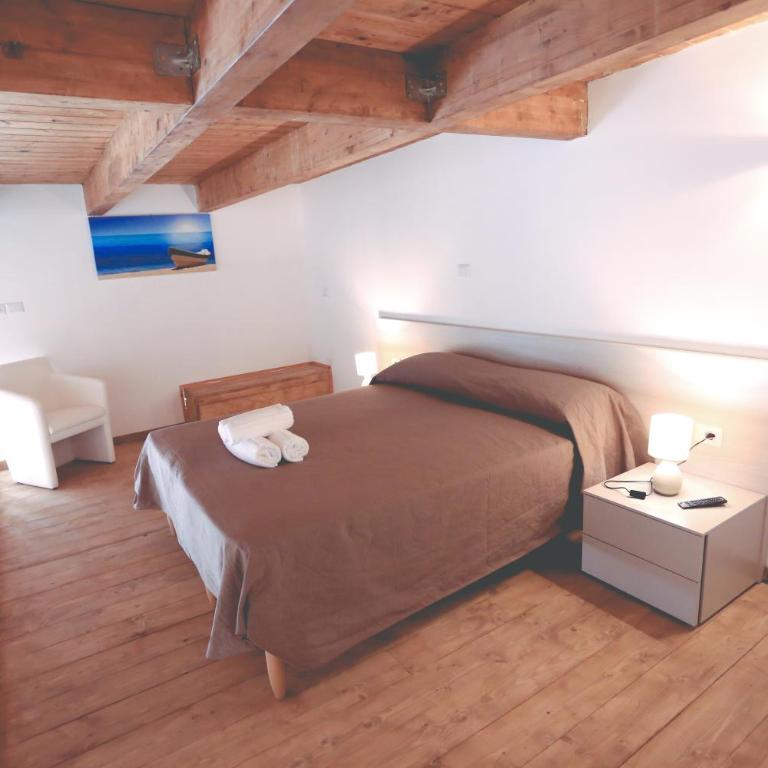 IL VIAGGIATORE VIA INDIPENDENZA B&B - Deluxe Quadruple Room - 9
