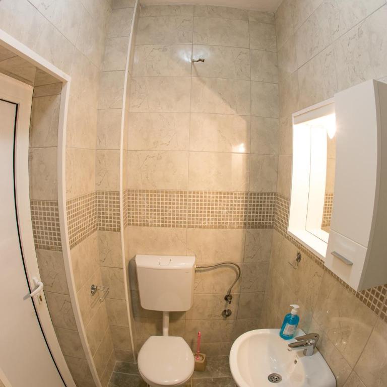 Guesthouse Blue Coast - Standardna Dvokrevetna Soba sa Bračnim Krevetom/Zasebnim Krevetima - 4