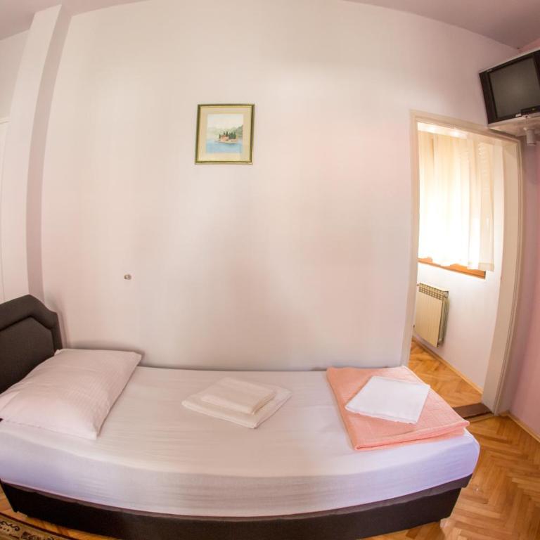 Guesthouse Blue Coast - Standardni Trokrevetni Studio - 6