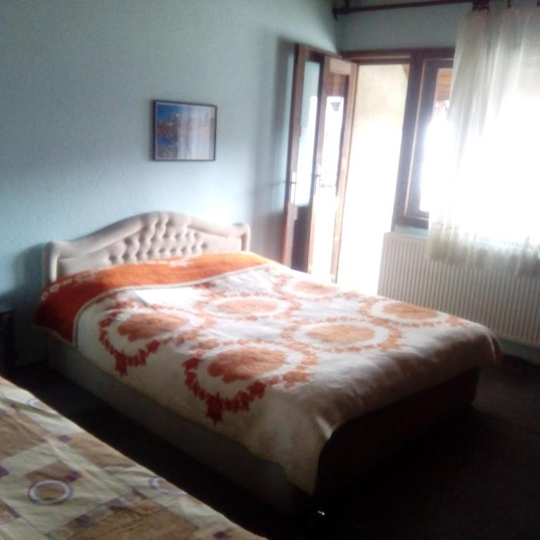Guesthouse Andrea A - Deluxe Double or Twin Room - 8