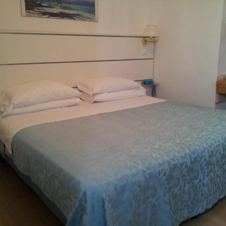 Hotel Post - Letto Singolo in Dormitorio Maschile - 8