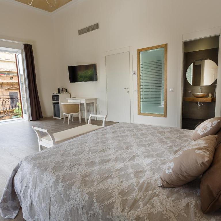Porta Maqueda - Suite King con Balcone - 11
