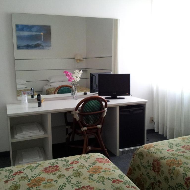 Hotel Post - Letto Singolo in Dormitorio Maschile - 7