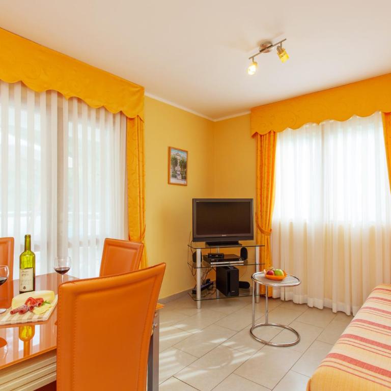Djurovic Apartments Montenegro - Apartman s 1 Spavaćom Sobom i Balkonom - 16