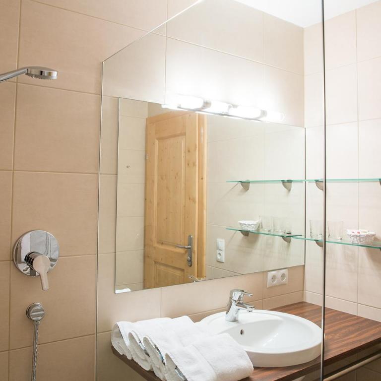Schoenangerhof - Apartment mit 1 Schlafzimmer - 2