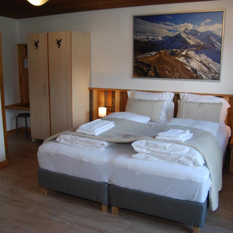 Gästehaus Pernull - Doppelzimmer mit Balkon - 4