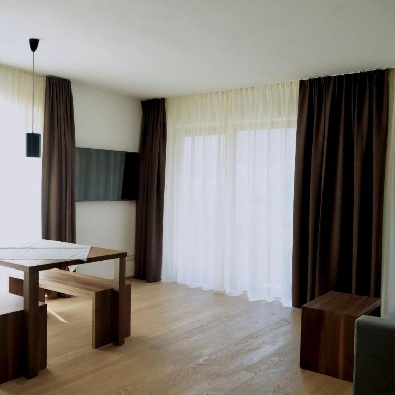 Residence Larciunei - Appartamento con 1 Camera da Letto e Vista Giardino - 9