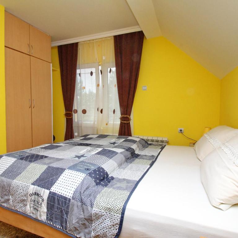 Apartments Junior - Apartman sa Balkonom - 17