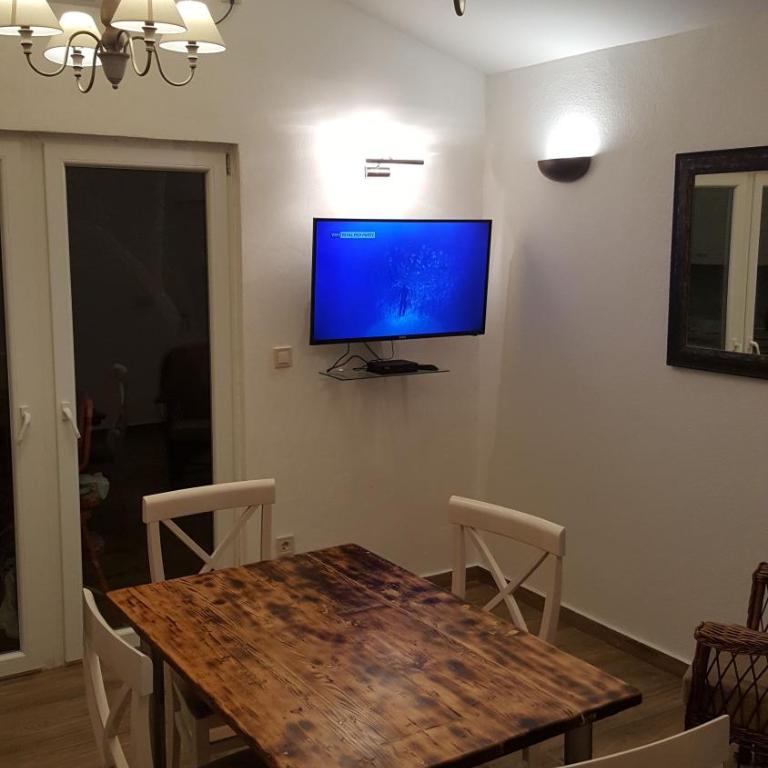 Garden apartmant near sea - Two-Bedroom Apartment - 1