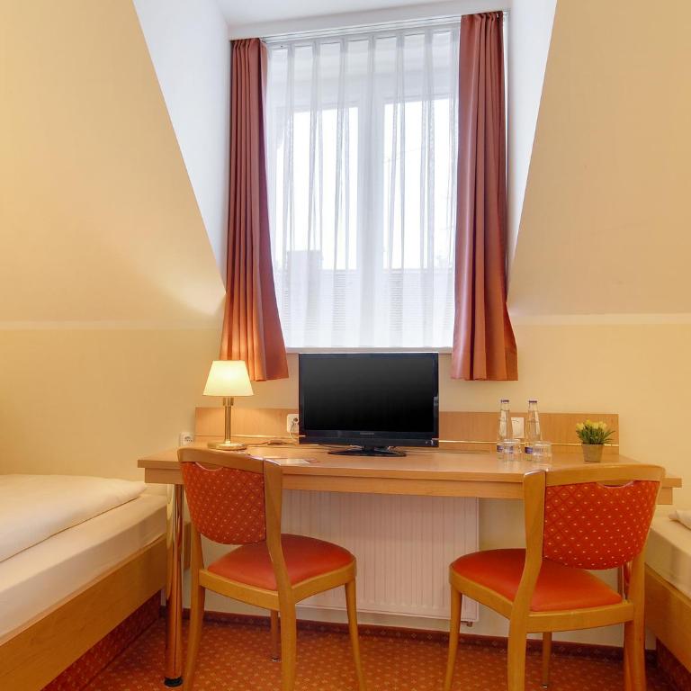Hotel Kriemhild am Hirschgarten - Superior Suite - 2