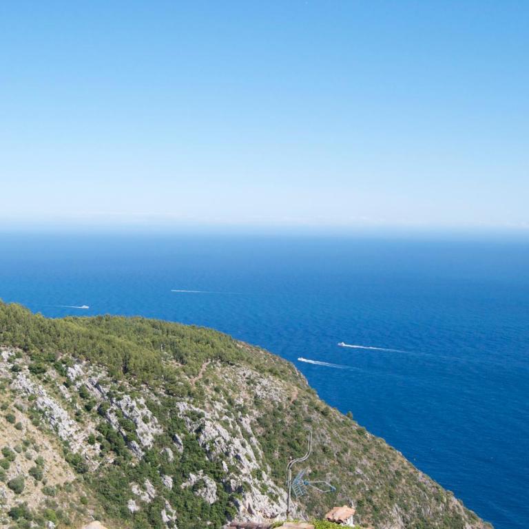 Eze Monaco middle of old town of Eze Vieux Village Romantic Hideaway with spectacular sea view - Maison de Vacances - 15
