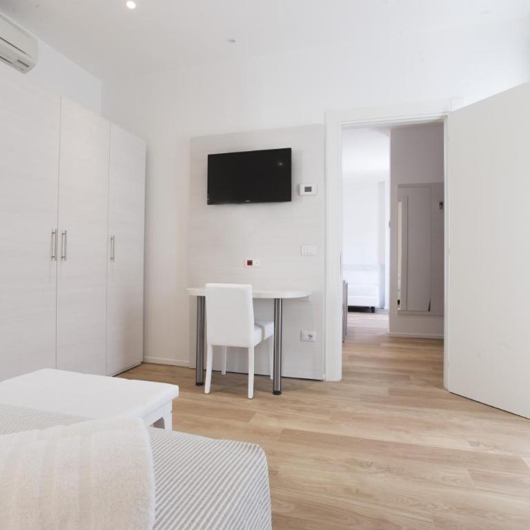 Hotel Houston Suites - Appartamento con Balcone - 6