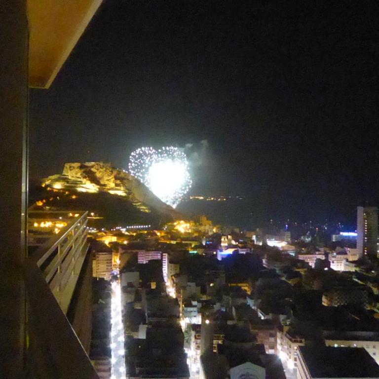 Alicante Top Sea View 29th Apts Downtown&Beach - Suite with Balcony - 69
