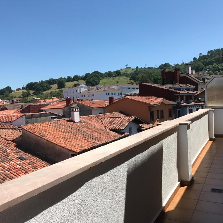 APARTAMENTO HORREO - Emilio Laria - Apartamento con vistas a las montañas - 10