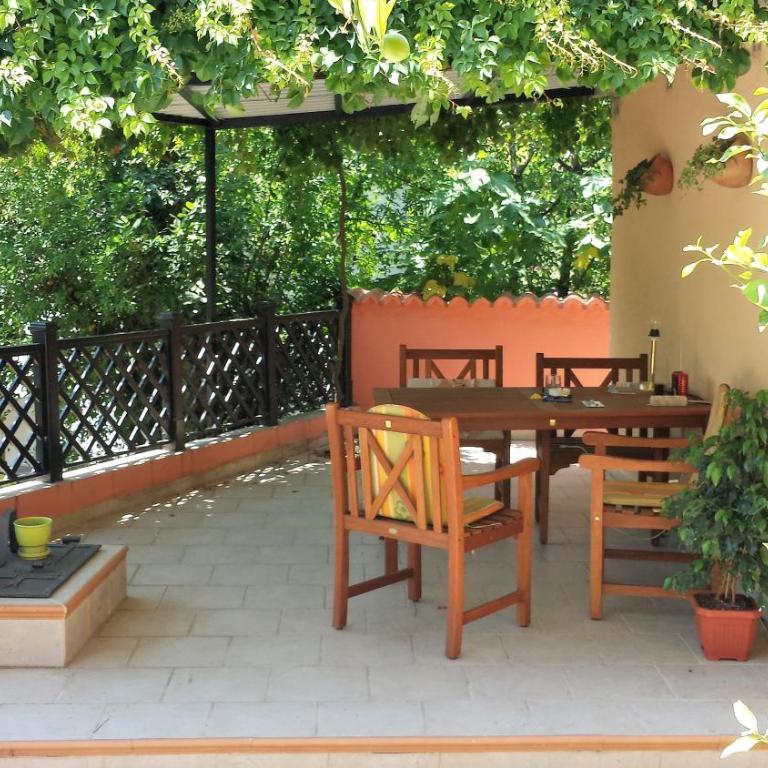 Sole Apartments - Apartment with Sea View - 8