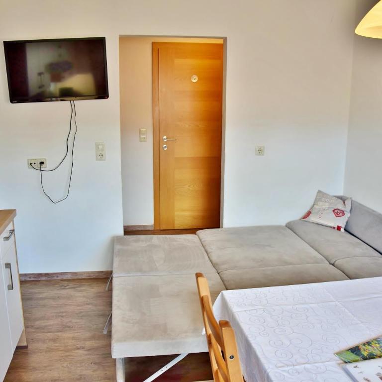 Astoria Appartements - Apartment mit 1 Schlafzimmer und Balkon - 18