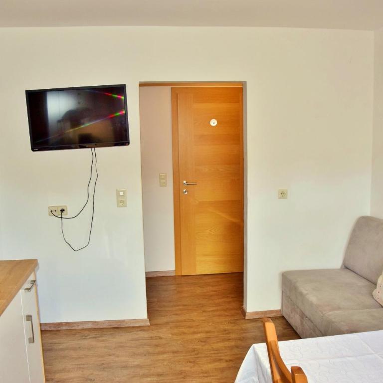Astoria Appartements - Apartment mit 1 Schlafzimmer und Balkon - 16