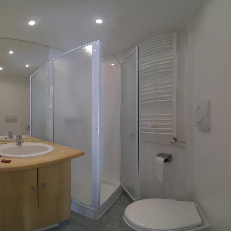 Hôtel les Gardettes - Studio Économique - à 50 Mètres de l'Hôtel - 3