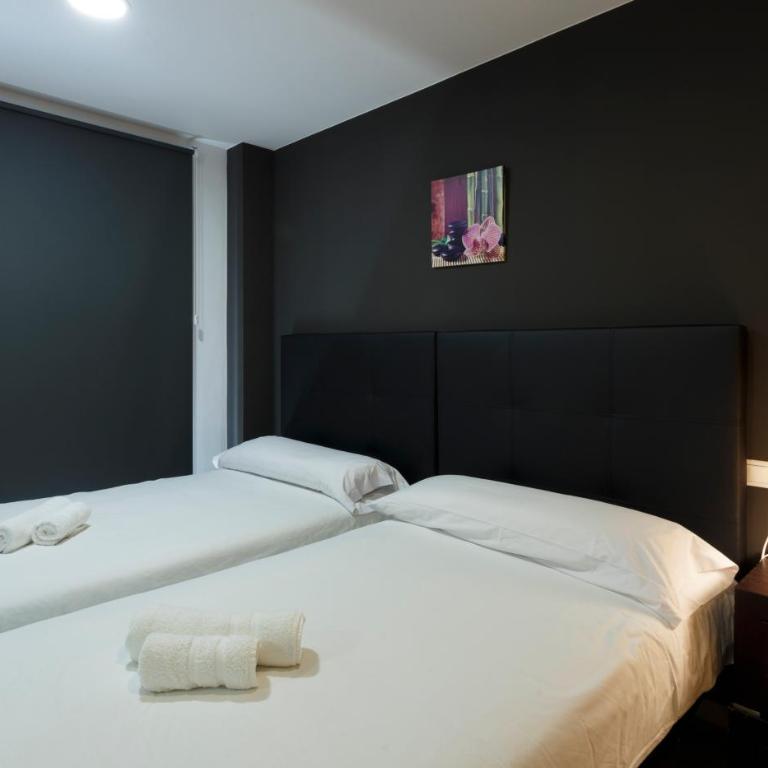 Apartamentos Santa Barbara - One-Bedroom Apartment - 9