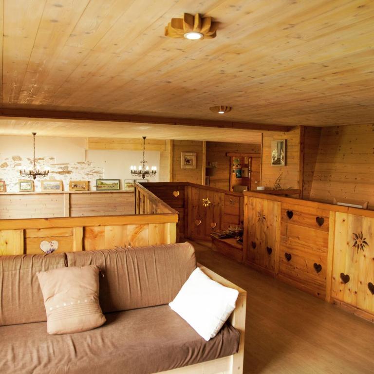 Mansion in Albertville near Ski Slopes - Maison de Vacances Six Chambres - 3