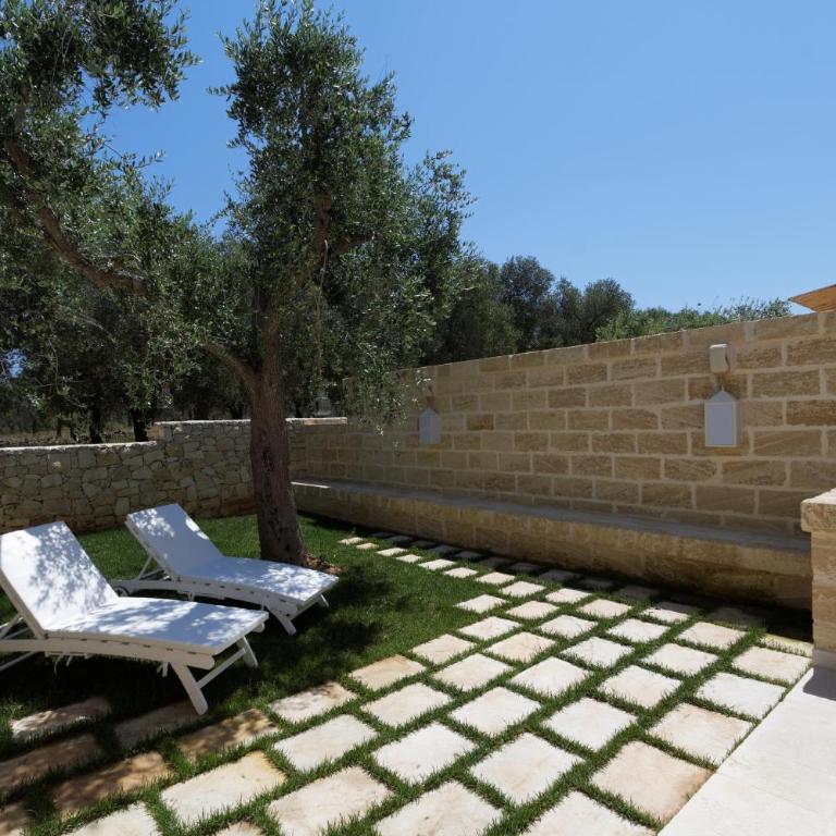 Masseria Muntibianchi AgriResort Restaurant & SPA - Camera Matrimoniale Deluxe con Giardino Privato - 3