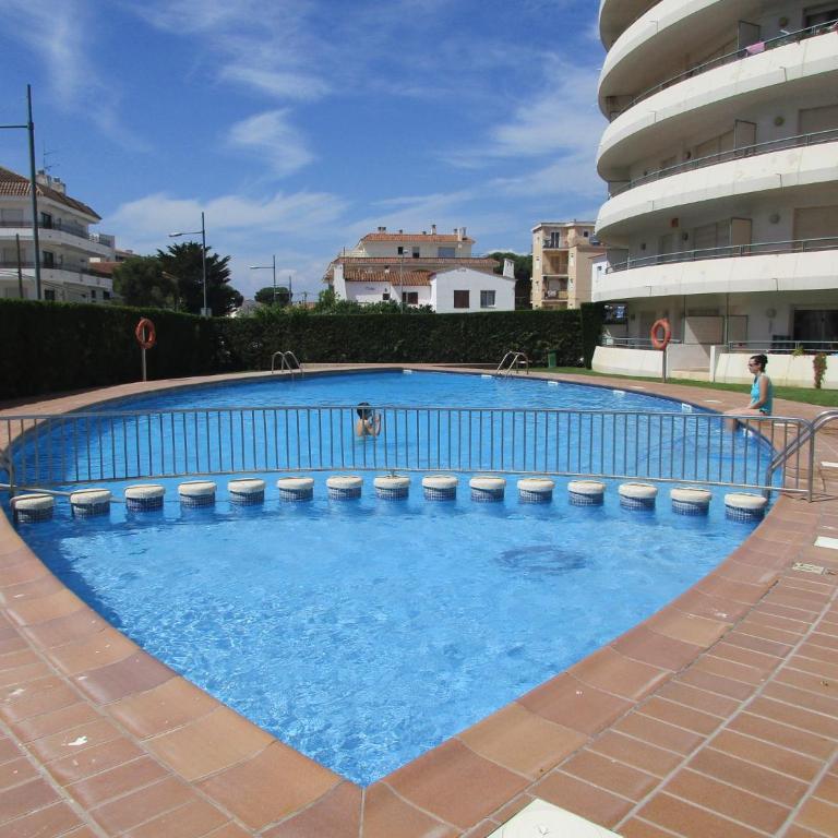 Medes Parck II -1-2 inmoestartit - Two-Bedroom Apartment - 1