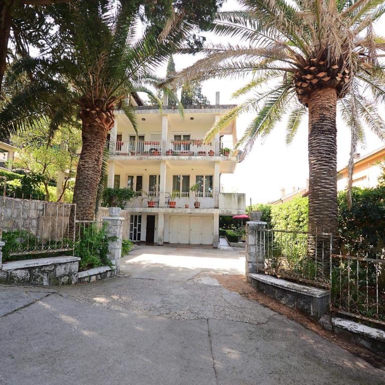 Apartment Garden - Studio Apartment - 1