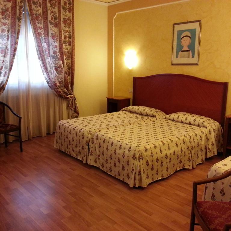 Hotel Minerva Palace - Camera Quadrupla - 4