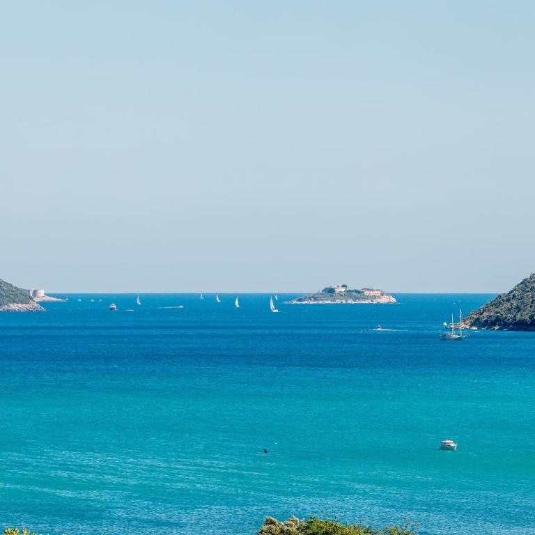 Apartments Lille - Two-Bedroom Apartment with Sea View - 6