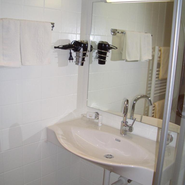 Gästehaus Burgi - Doppelzimmer - 7