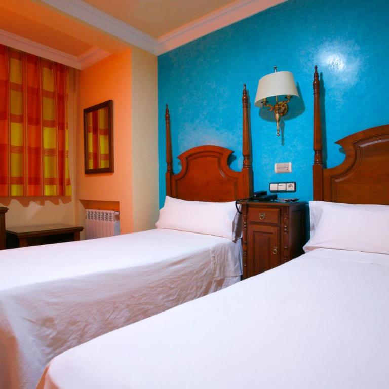 Hostal Victoria II - Double or Twin Room - 1