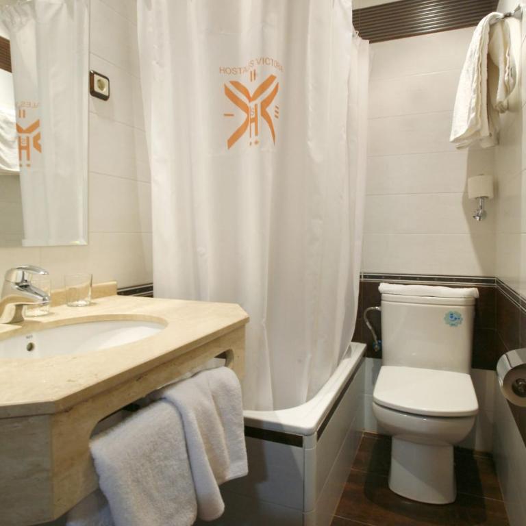 Hostal Victoria II - Double or Twin Room - 3