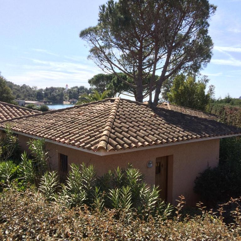 Résidence Agathos (un jardin sur la plage) - A l'Etage - One-Bedroom Apartment with Partial Sea View - 7