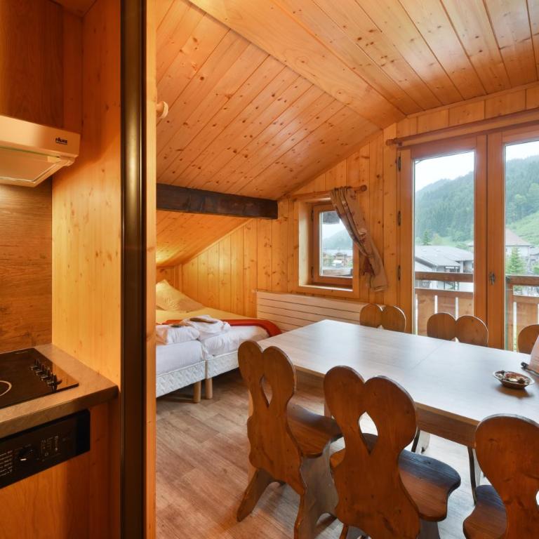 Loc'Hotel Alpen Sports - Suite 1 Chambre avec Mezzanine - 1