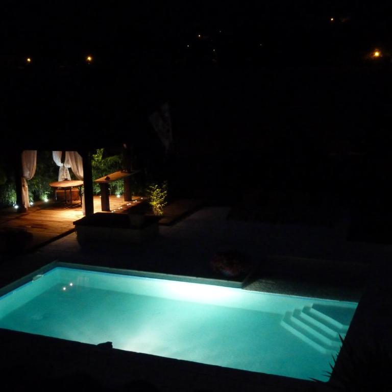 Les Bambous B&B - Doppelzimmer mit Poolblick - 7