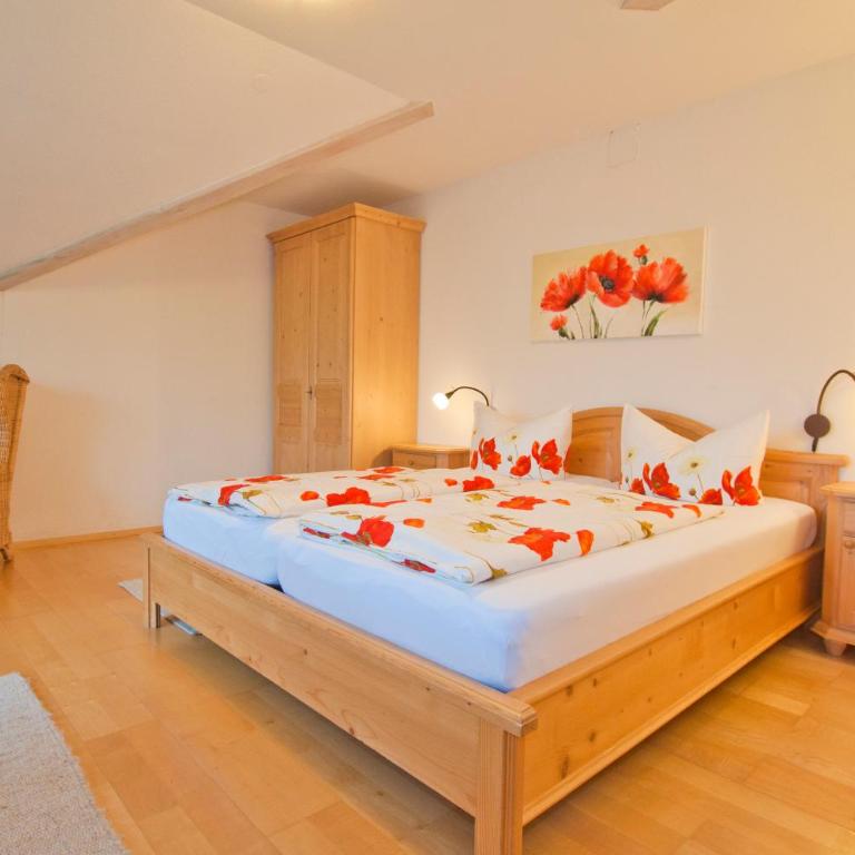 Biohotel BERGHÜS - Superior Doppelzimmer mit Balkon - 4