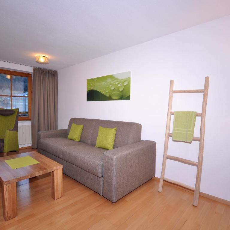 Biohotel BERGHÜS - Superior Doppelzimmer mit Balkon - 3