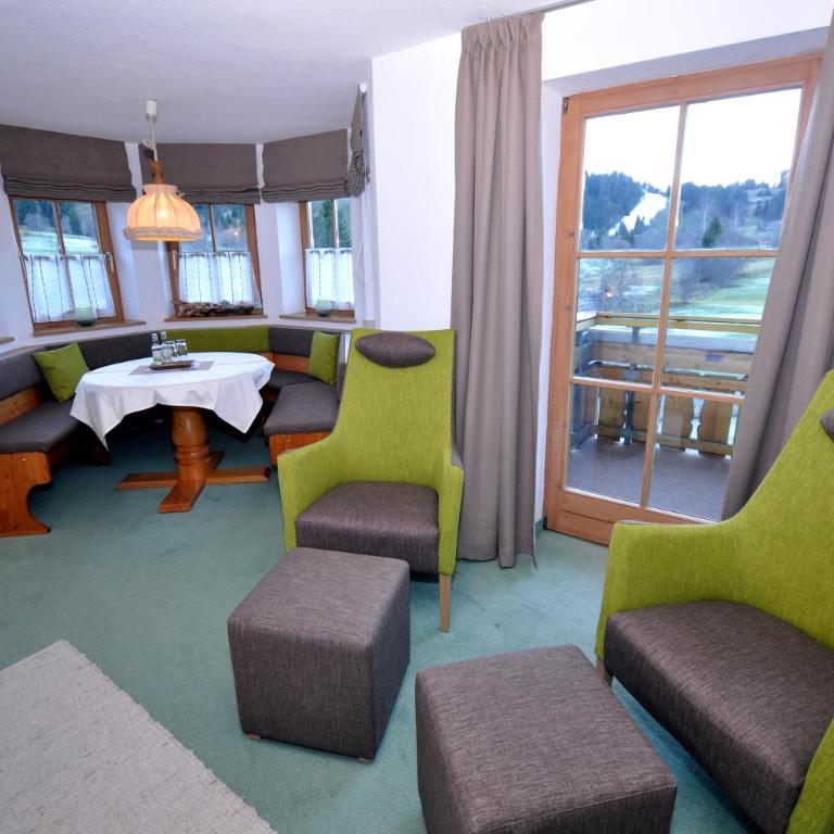 Biohotel BERGHÜS - Superior Doppelzimmer mit Balkon - 1