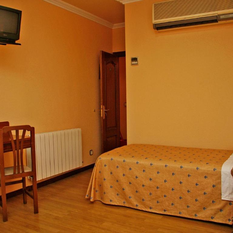 Hostal Victoria III - Habitación Individual - 4
