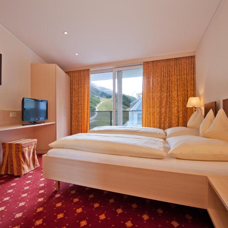 Hotel Regina - Suite mit Balkon - 2
